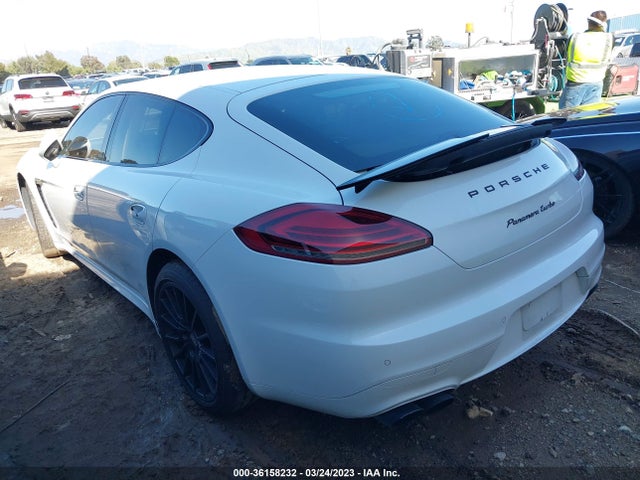 2016 Porsche Panamera, VIN: WP0AC2A79GL070057