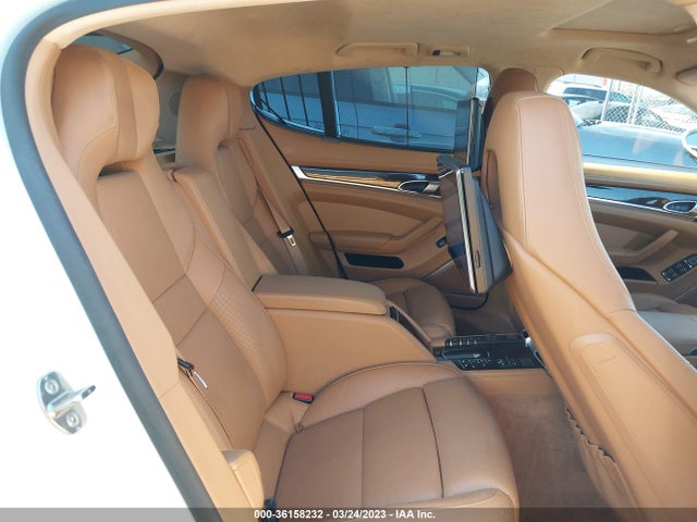 2016 Porsche Panamera, VIN: WP0AC2A79GL070057