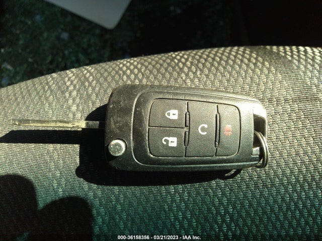 Chevrolet SONIC LT 2015 1G1JC6SGXF4197228 Image 3