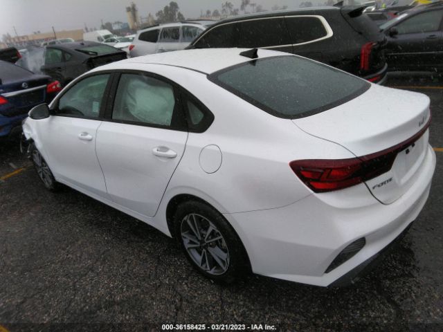 3KPF24AD8PE558791 KIA Forte Lxs