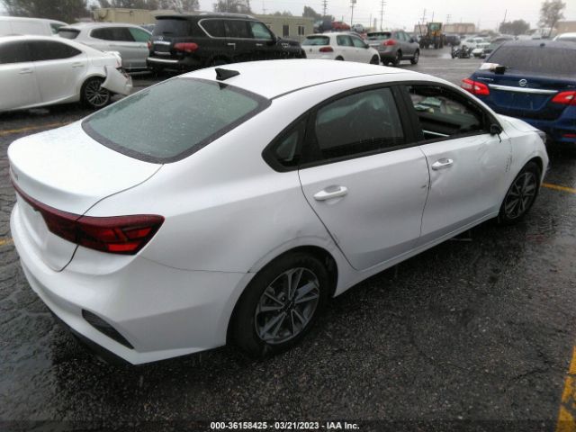 3KPF24AD8PE558791 KIA Forte Lxs