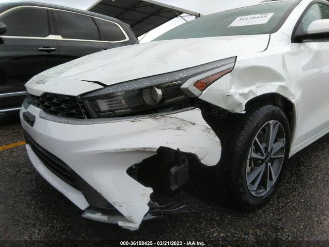 3KPF24AD8PE558791 KIA Forte Lxs