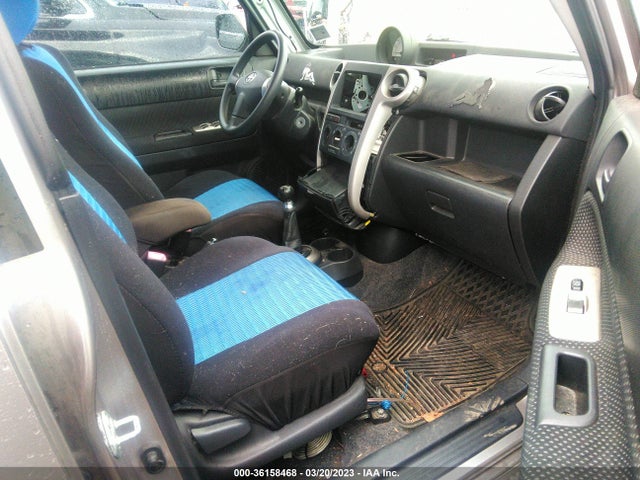 2006 SCION XB VIN: JTLKT334564055727