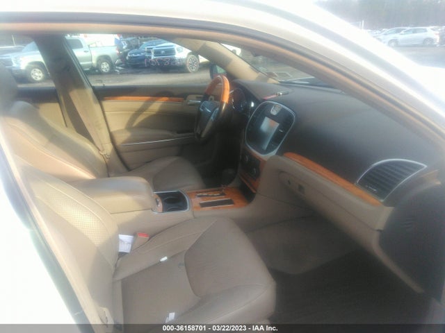 2012 CHRYSLER 300 300C VIN: 2C3CCAKT2CH143392