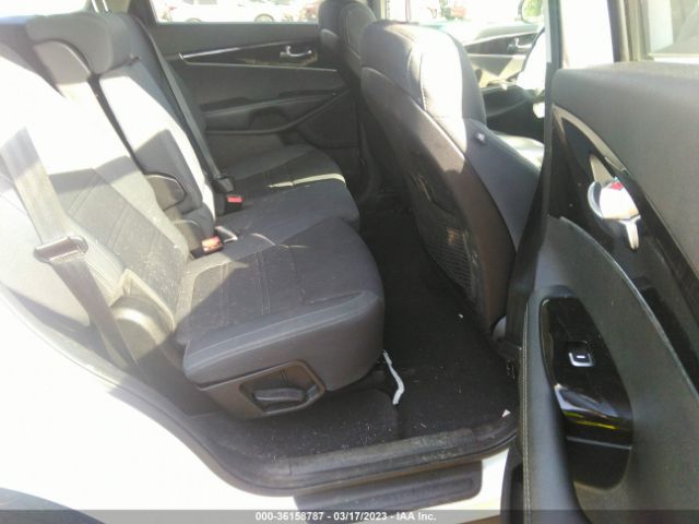 5XYPGDA54GG162634 KIA SORENTO LX