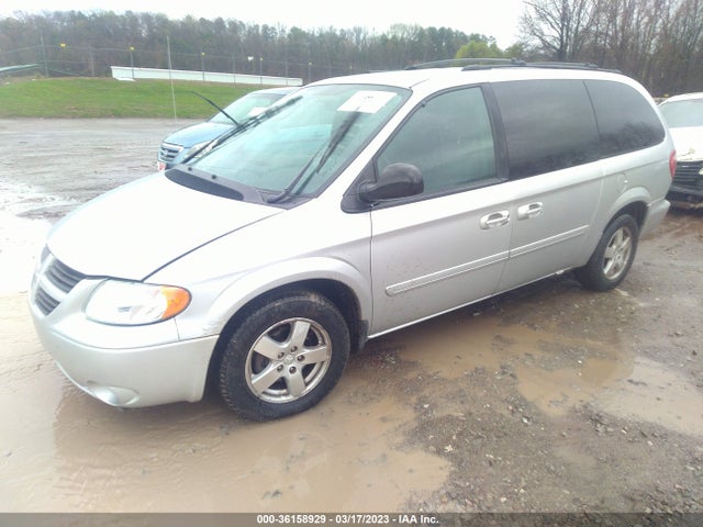 Dodge Grand Caravan Sxt 2005 2D4GP44L45R103878 Image 2