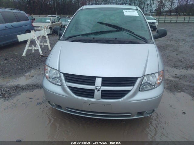 Dodge Grand Caravan Sxt 2005 2D4GP44L45R103878 Image 8