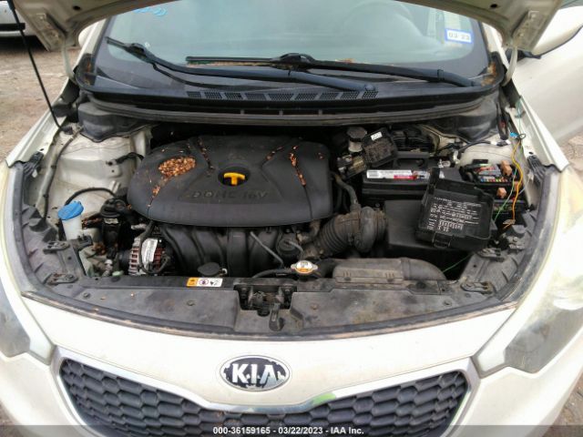 KNAFK4A68E5161251 KIA FORTE LX