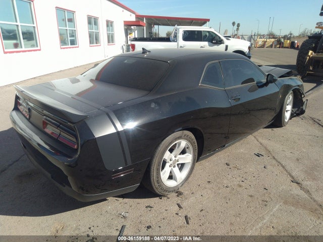 Dodge Challenger 392 Hemi Scat Pack Shaker 2017 2C3CDZFJ8HH574153 Image 4