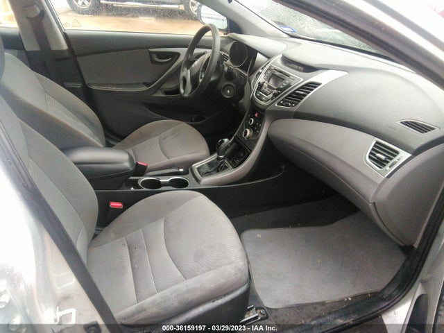 36159197 :رقم المزاد ، 5NPDH4AE4GH696693 vin ، 2016 Hyundai Elantra Se مزاد بيع