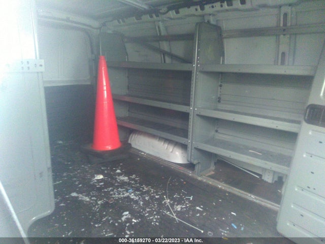 2018 Chevrolet Express, VIN: 1GCWGAFG0J1334315