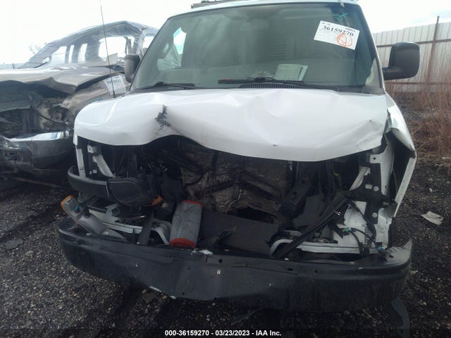 2018 Chevrolet Express, VIN: 1GCWGAFG0J1334315