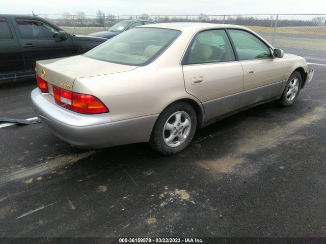 1997 LEXUS ES 300 LUXURY SPORT SDN VIN: JT8BF22G4V0032646