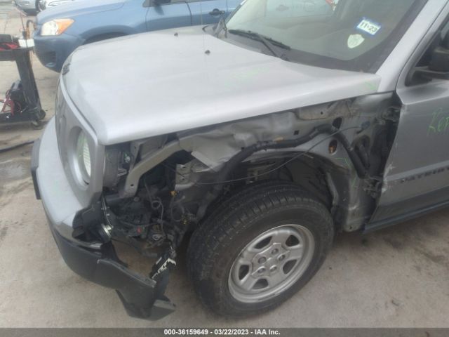1C4NJPBB5GD813041 Jeep Patriot Sport