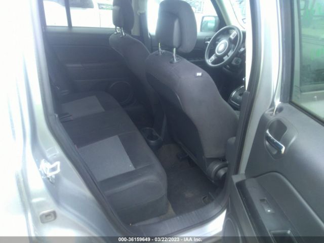 1C4NJPBB5GD813041 Jeep Patriot Sport