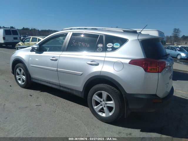 2013 TOYOTA RAV4 XLE VIN: 2T3RFREV4DW008795