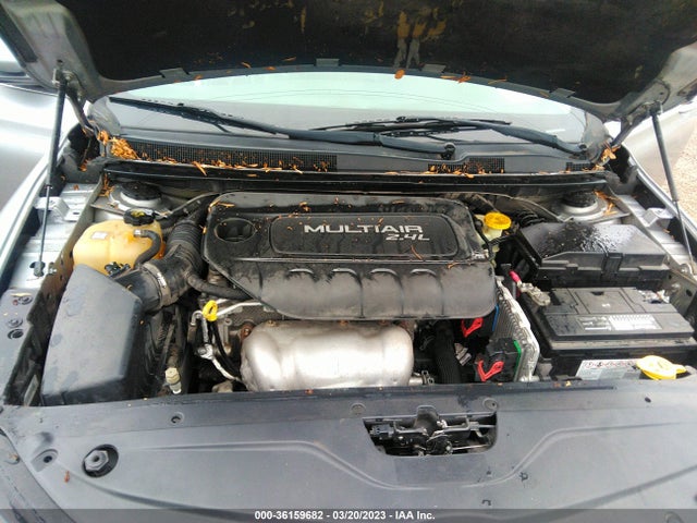 1C3CCCCB3FN692399 Chrysler 200 C