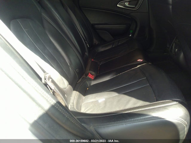 1C3CCCCB3FN692399 Chrysler 200 C