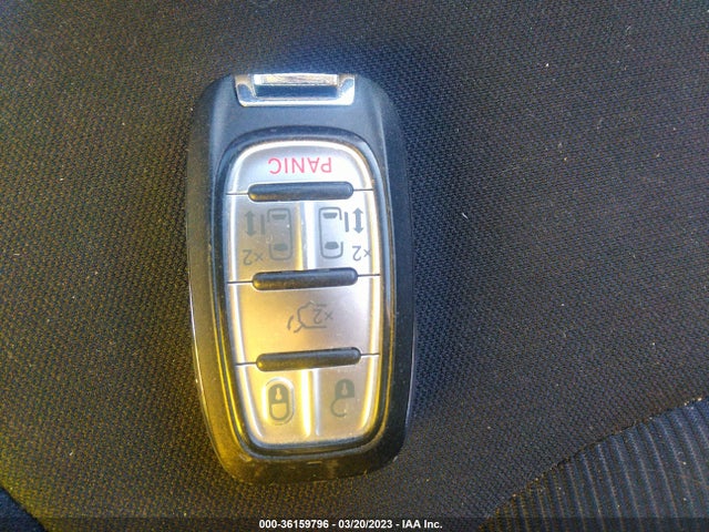 2C4RC1DG8HR553430 Chrysler Pacifica Touring