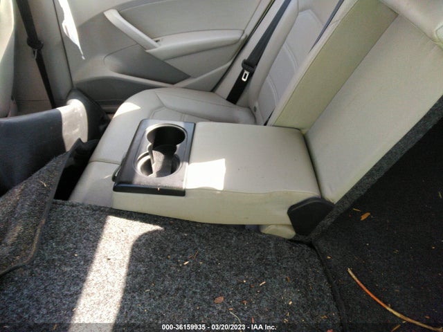 1VWBP7A30EC013792 Volkswagen Passat Se W/sunroof