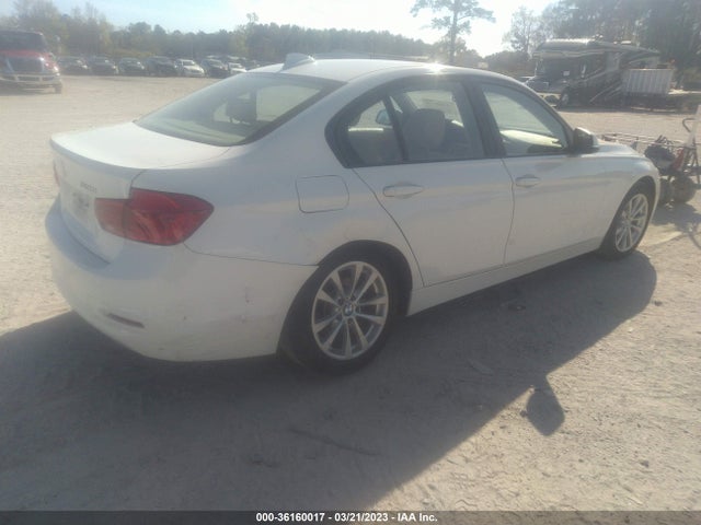 2016 BMW 3 Series, VIN: WBA8E5G50GNU20175