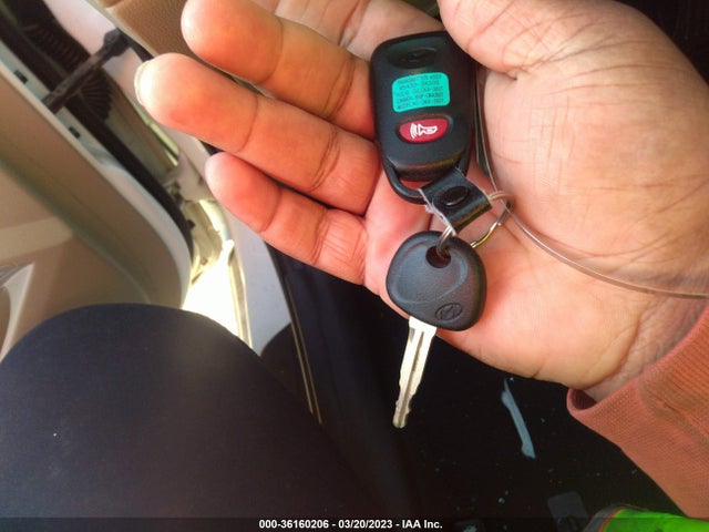 2014 HYUNDAI ELANTRA SE VIN: 5NPDH4AEXEH482465