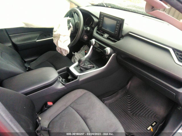 2019 TOYOTA RAV4 LE VIN: JTMF1RFV4KJ017427