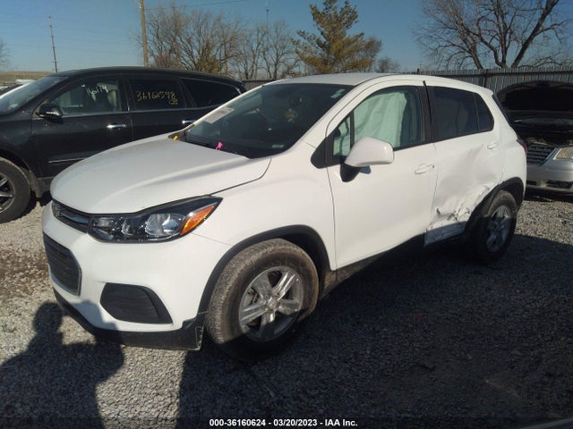 Chevrolet TRAX LS 2021 KL7CJKSBXMB301919 Image 2