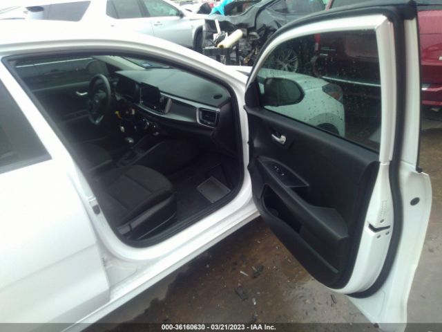 3KPA24AD5ME403797 KIA RIO LX