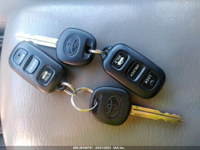 2006 TOYOTA CAMRY LE V6 VIN: 4T1BF32K36U628879