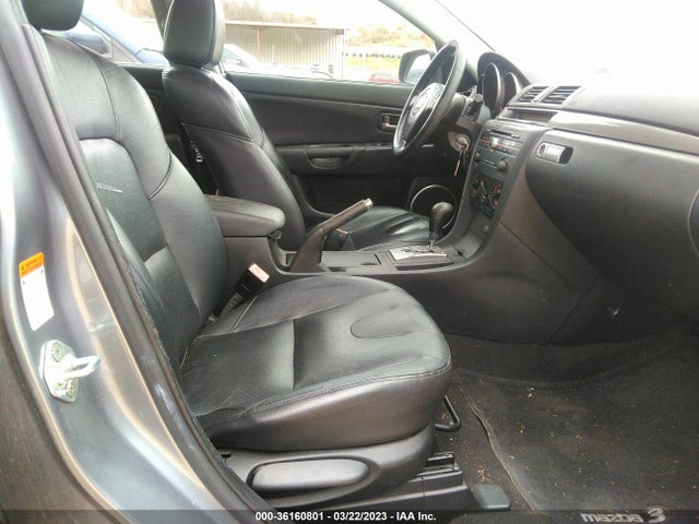 2004 MAZDA MAZDA3 S VIN: JM1BK343841162547