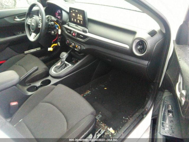 3KPF24AD1LE245902 KIA Forte Lxs