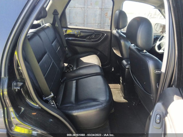 Ford Escape Limited 2004 1FMCU04144KA20181 Image 9