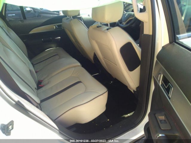 2LMDJ8JK2EBL04255 Lincoln MKX