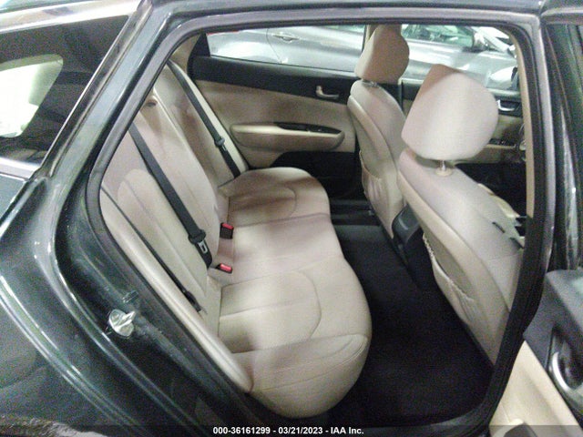 KIA Optima Lx 2016 KNAGT4L33G5084618 Image 8