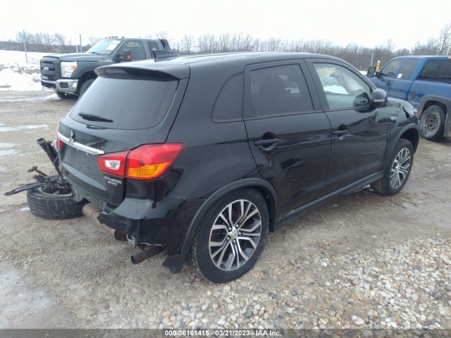 JA4AR3AU8JZ013180 Mitsubishi Outlander Sport 2.0