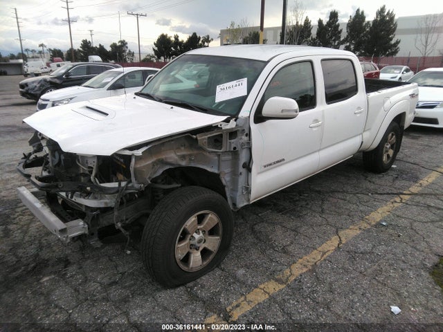Toyota Tacoma Prerunner 2014 3TMKU4HN3EM039402 Image 2