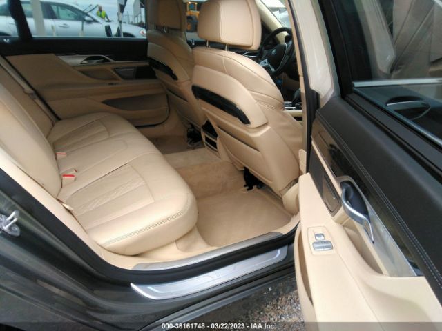 WBA7E2C55JG742886 BMW 7 Series 740i