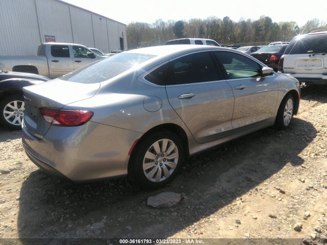 1C3CCCFB7FN560726 Chrysler 200 LX