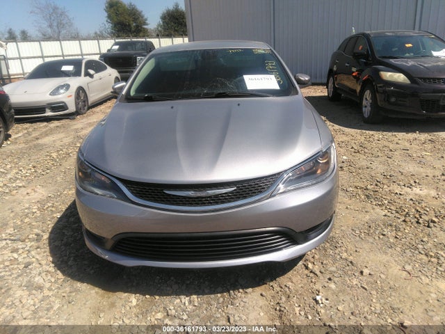 1C3CCCFB7FN560726 Chrysler 200 LX