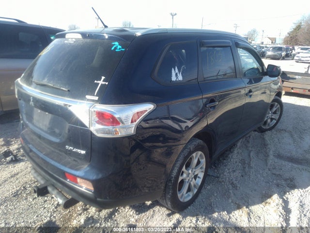 JA4AZ3A36EZ009822 Mitsubishi Outlander Se