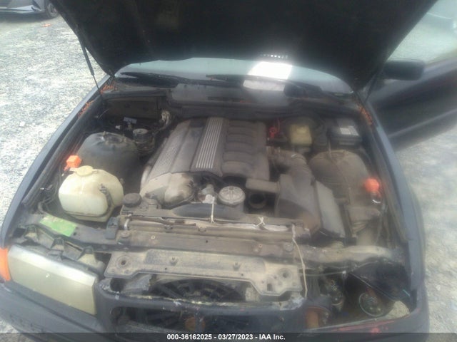 1993 BMW 325 I AUTOMATIC/IS AUTOMATIC VIN: WBABF4311PEK09177