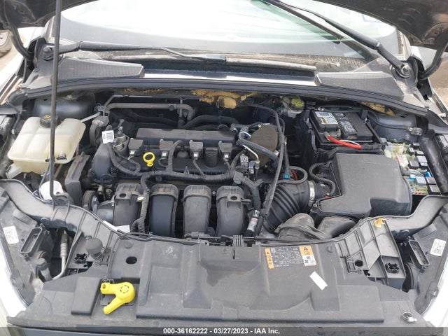 2015 FORD FOCUS TITANIUM VIN: 1FADP3J26FL240486