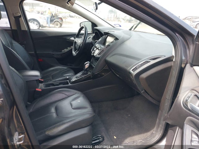2015 FORD FOCUS TITANIUM VIN: 1FADP3J26FL240486