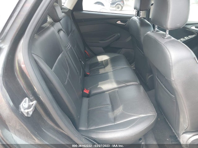 2015 FORD FOCUS TITANIUM VIN: 1FADP3J26FL240486