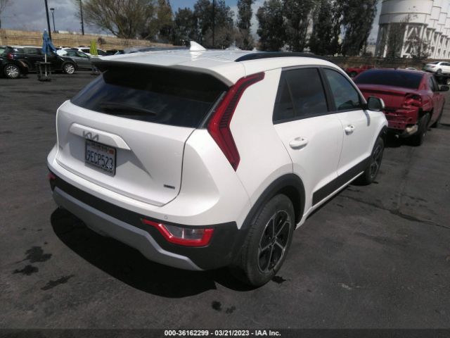 KNDCR3LE6P5033111 KIA NIRO EX