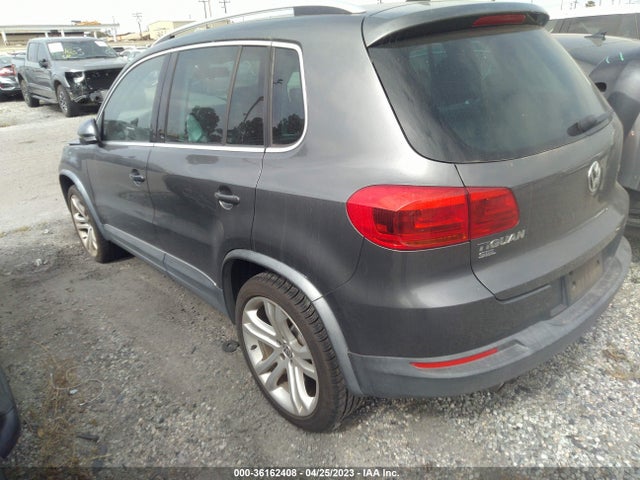 WVGAV7AX3GW529990 Volkswagen Tiguan Sel