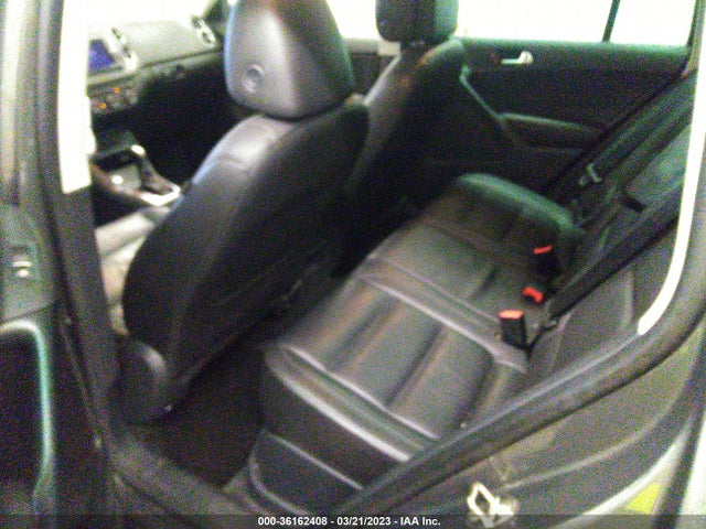 WVGAV7AX3GW529990 Volkswagen Tiguan Sel