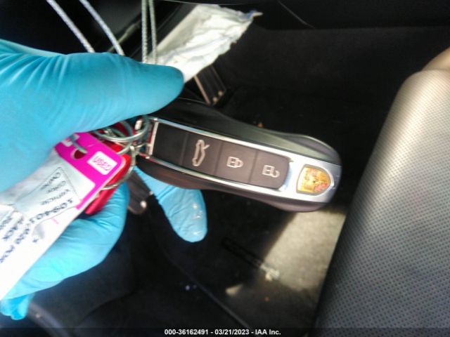 WP0AB2A94LS226090 Porsche 911 CARRERA