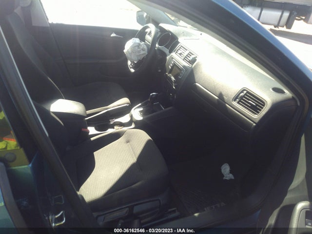 3VW267AJ8GM222670 Volkswagen Jetta Sedan 1.4t S